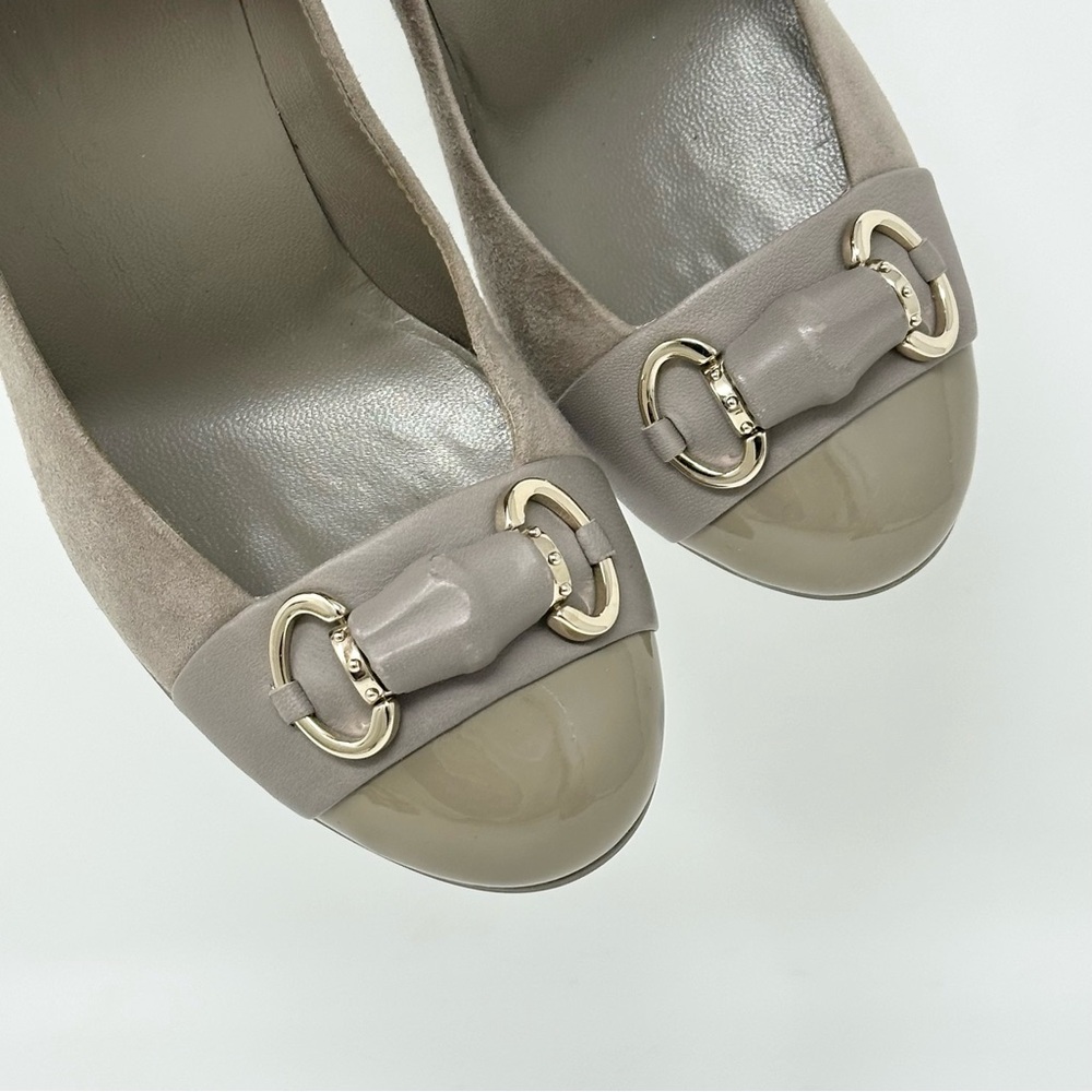 GUCCI Horsebit Accent Suede Wedge Pumps Heels Taupe Womens 35 5 - Picture 6 of 14